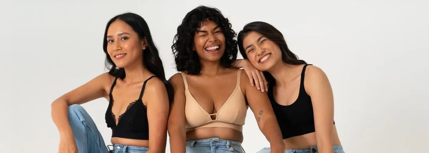 three woman posing for Soko